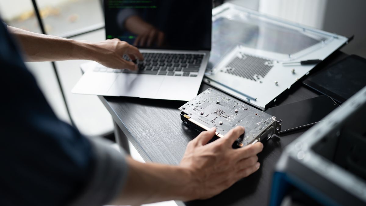 Czy można obejść się bez gigantów takich jak Amazon Web Services, Microsoft Azure czy Google Cloud?